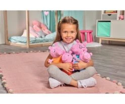 SIMBA TOYs Peppa Pig 4 Pcs. Familyset In Car -Simba Toys peppa pig 4 pcs familyset in car 109261006 en 02