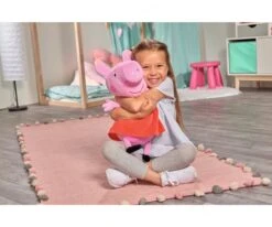 SIMBA TOYs Peppa Pig Plush Peppa, 33cm -Simba Toys peppa pig plush peppa 33cm 109261002 en 03